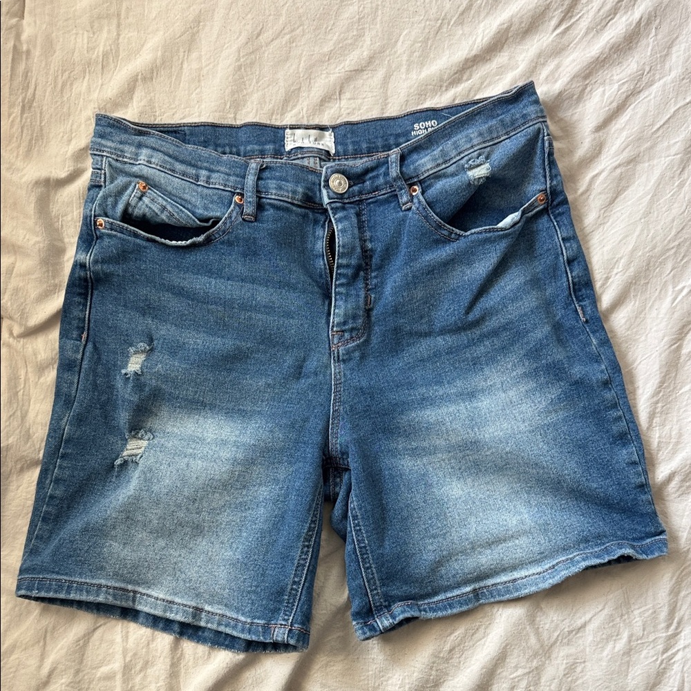 Nicole Miller Soho High Rise  Light-Mid Blue Distressed women’s Denim Shorts 8